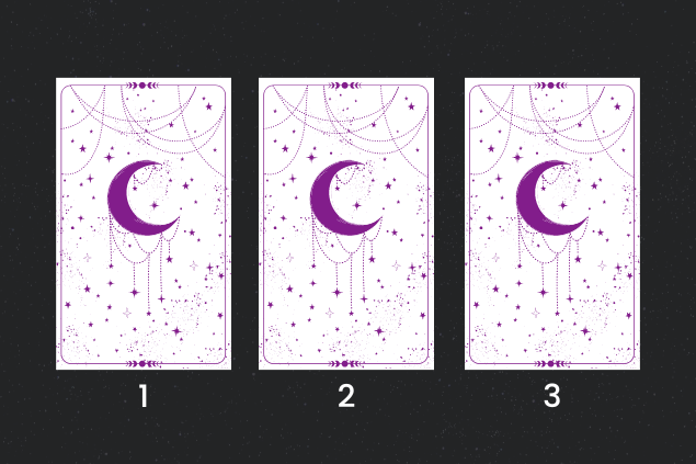 3 cartas do tarot viradas para baixo