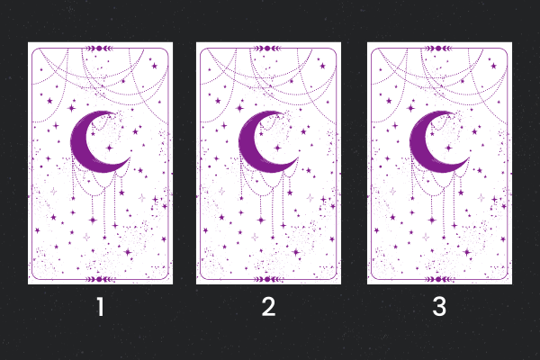 3 cartas de Tarot viradas para baixo