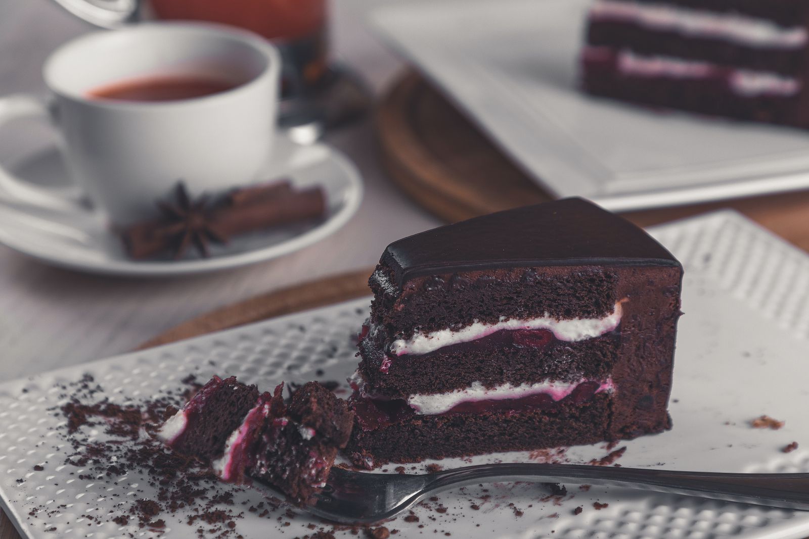 Bolo de chocolate em um prato